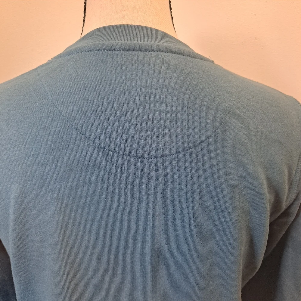 Basic edition Junior light weight Sweatshirt size Large (10-12) FRIDAY Logo